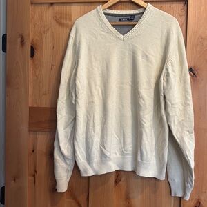 IZOD Men's V-Neck Sweater in Cream